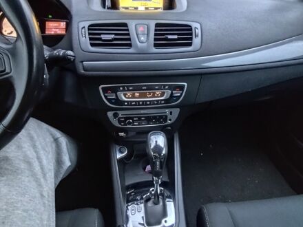 Черный Рено Меган, объемом двигателя 1.5 л и пробегом 311 тыс. км за 5183 $, фото 1 на Automoto.ua