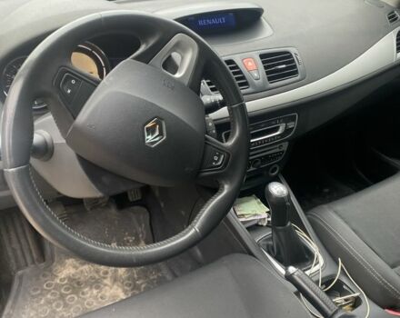 Фіолетовий Рено Меган, об'ємом двигуна 1.6 л та пробігом 231 тис. км за 4999 $, фото 1 на Automoto.ua