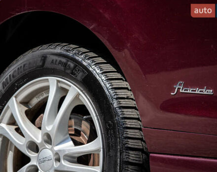 Рено Меган 2012 в Львове на Automoto.ua Фиолетовый Рено Меган, объемом двигателя 0 л и пробегом 167 тыс. км за 9000 $, фото 10 на Automoto.ua