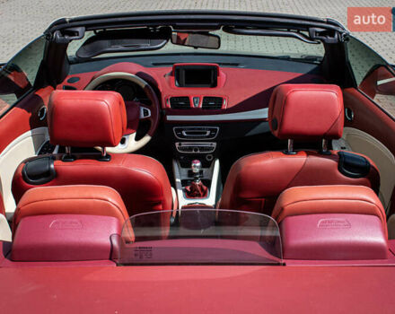 Рено Меган 2012 в Львове на Automoto.ua Фиолетовый Рено Меган, объемом двигателя 0 л и пробегом 167 тыс. км за 9000 $, фото 23 на Automoto.ua