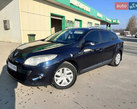Фиолетовый Рено Меган, объемом двигателя 1.46 л и пробегом 278 тыс. км за 6900 $, фото 1 на Automoto.ua