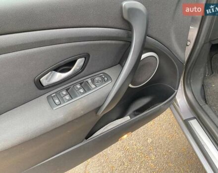 Коричневий Рено Меган, об'ємом двигуна 1.6 л та пробігом 240 тис. км за 6200 $, фото 19 на Automoto.ua