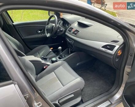 Коричневий Рено Меган, об'ємом двигуна 1.6 л та пробігом 240 тис. км за 6200 $, фото 13 на Automoto.ua