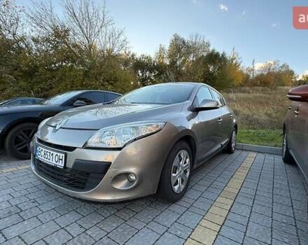 Рено Меган 2009 в Львове на Automoto.ua Коричневый Рено Меган, объемом двигателя 1.5 л и пробегом 271 тыс. км за 6300 $, фото 12 на Automoto.ua