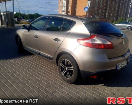 Коричневый Рено Меган, объемом двигателя 1.6 л и пробегом 296 тыс. км за 4800 $, фото 3 на Automoto.ua