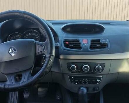 Коричневый Рено Меган, объемом двигателя 1.6 л и пробегом 260 тыс. км за 4800 $, фото 9 на Automoto.ua