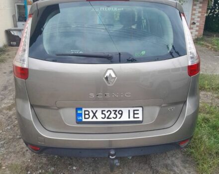 Рено Меган 2010 в Славуте на Automoto.ua Коричневый Рено Меган, объемом двигателя 1.5 л и пробегом 270 тыс. км за 7450 $, фото 3 на Automoto.ua