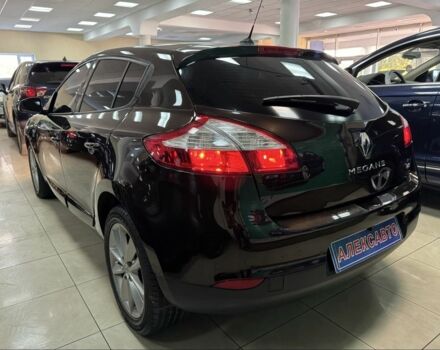 Рено Меган 2011 в Кропивницком (Кировограде) на Automoto.ua Коричневый Рено Меган, объемом двигателя 1.9 л и пробегом 270 тыс. км за 6500 $, фото 3 на Automoto.ua