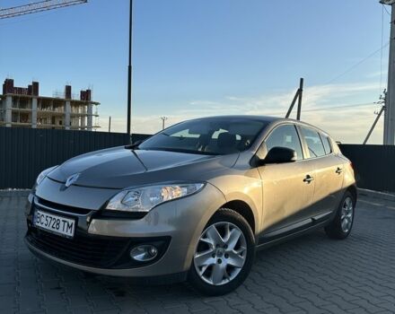 Коричневый Рено Меган, объемом двигателя 0 л и пробегом 110 тыс. км за 6700 $, фото 1 на Automoto.ua