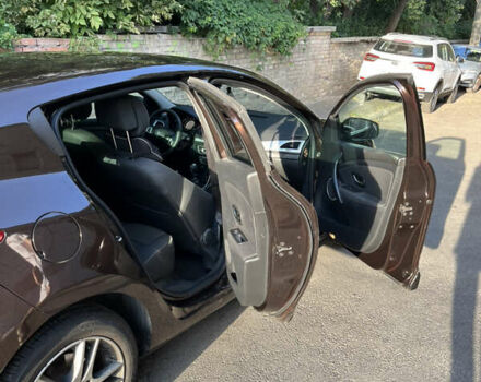 Коричневий Рено Меган, об'ємом двигуна 1.46 л та пробігом 268 тис. км за 7500 $, фото 15 на Automoto.ua