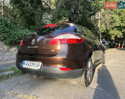 Коричневий Рено Меган, об'ємом двигуна 1.46 л та пробігом 268 тис. км за 7500 $, фото 13 на Automoto.ua