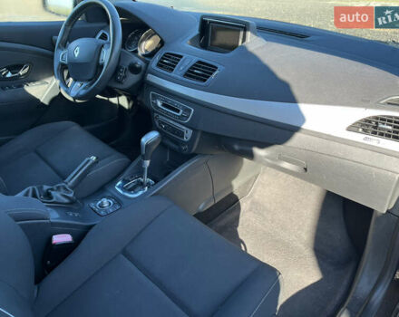 Коричневий Рено Меган, об'ємом двигуна 0 л та пробігом 199 тис. км за 7500 $, фото 6 на Automoto.ua