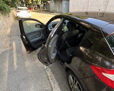 Коричневий Рено Меган, об'ємом двигуна 1.46 л та пробігом 268 тис. км за 7500 $, фото 18 на Automoto.ua