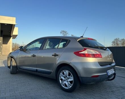 Коричневый Рено Меган, объемом двигателя 0 л и пробегом 110 тыс. км за 6700 $, фото 4 на Automoto.ua