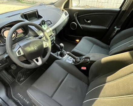 Коричневий Рено Меган, об'ємом двигуна 1.46 л та пробігом 268 тис. км за 7500 $, фото 32 на Automoto.ua