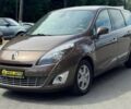 Коричневый Рено Меган, объемом двигателя 2 л и пробегом 268 тыс. км за 7800 $, фото 2 на Automoto.ua
