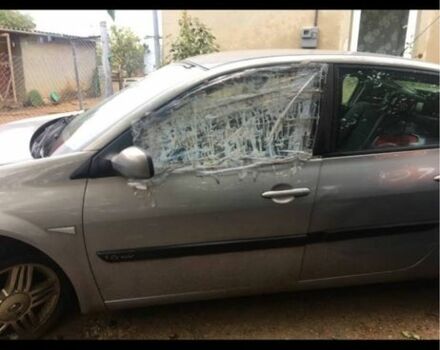 Коричневый Рено Меган, объемом двигателя 1.6 л и пробегом 150 тыс. км за 2000 $, фото 6 на Automoto.ua