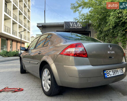 Коричневый Рено Меган, объемом двигателя 1.6 л и пробегом 271 тыс. км за 5500 $, фото 4 на Automoto.ua