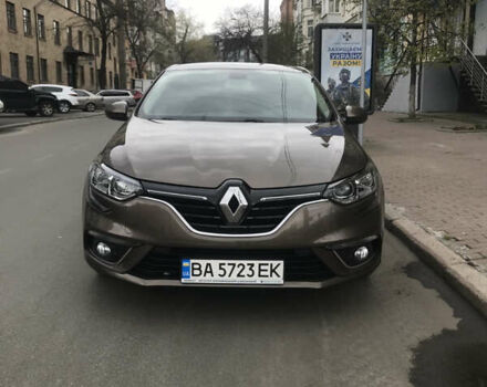 Коричневый Рено Меган, объемом двигателя 1.5 л и пробегом 215 тыс. км за 13000 $, фото 1 на Automoto.ua
