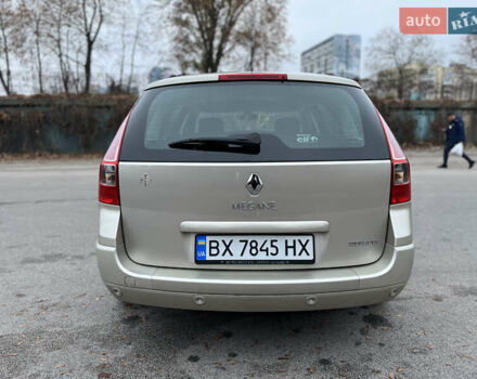 Коричневый Рено Меган, объемом двигателя 1.6 л и пробегом 210 тыс. км за 6000 $, фото 15 на Automoto.ua