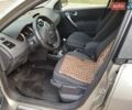 Коричневый Рено Меган, объемом двигателя 2 л и пробегом 172 тыс. км за 4650 $, фото 6 на Automoto.ua