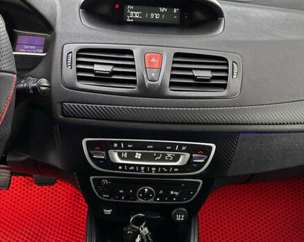 Коричневый Рено Меган, объемом двигателя 1.5 л и пробегом 275 тыс. км за 4999 $, фото 23 на Automoto.ua