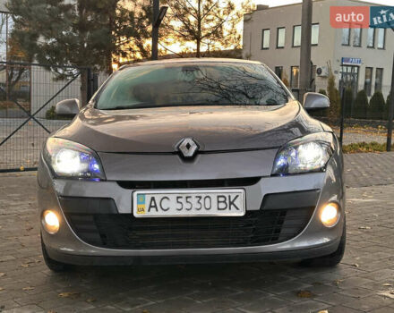 Коричневый Рено Меган, объемом двигателя 1.5 л и пробегом 275 тыс. км за 4999 $, фото 17 на Automoto.ua