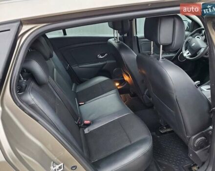 Коричневый Рено Меган, объемом двигателя 2 л и пробегом 176 тыс. км за 6900 $, фото 19 на Automoto.ua