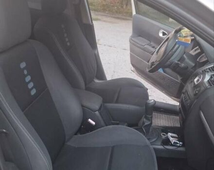 Рено Меган 2009 в Миргороде на Automoto.ua Коричневый Рено Меган, объемом двигателя 1.46 л и пробегом 285 тыс. км за 5700 $, фото 5 на Automoto.ua