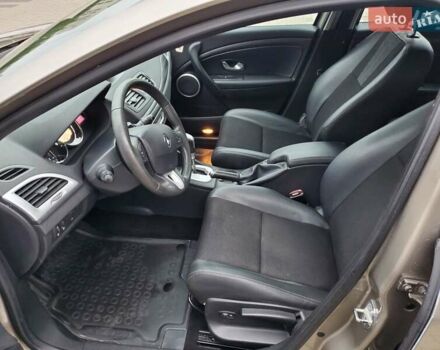 Коричневый Рено Меган, объемом двигателя 2 л и пробегом 176 тыс. км за 6900 $, фото 11 на Automoto.ua