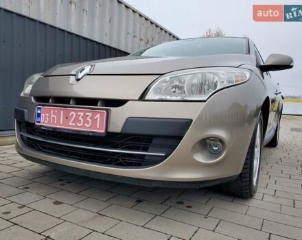 Коричневый Рено Меган, объемом двигателя 2 л и пробегом 176 тыс. км за 6900 $, фото 2 на Automoto.ua