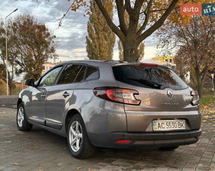 Коричневый Рено Меган, объемом двигателя 1.5 л и пробегом 275 тыс. км за 4999 $, фото 12 на Automoto.ua
