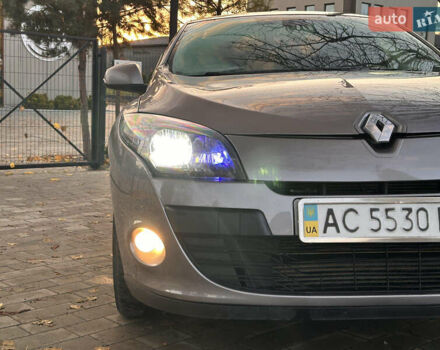 Коричневый Рено Меган, объемом двигателя 1.5 л и пробегом 275 тыс. км за 4999 $, фото 18 на Automoto.ua