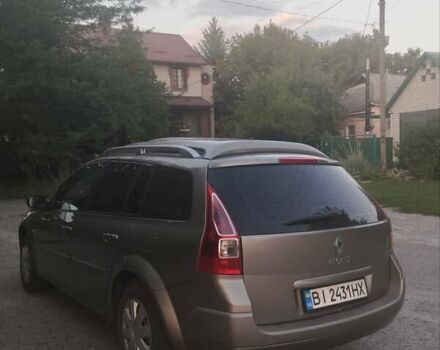 Рено Меган 2009 в Миргороде на Automoto.ua Коричневый Рено Меган, объемом двигателя 1.46 л и пробегом 285 тыс. км за 5700 $, фото 1 на Automoto.ua
