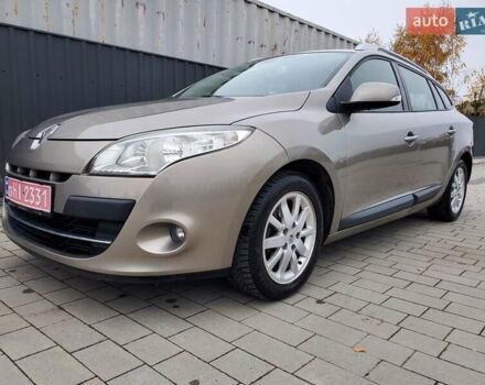 Коричневый Рено Меган, объемом двигателя 2 л и пробегом 176 тыс. км за 6900 $, фото 4 на Automoto.ua