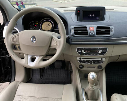 Коричневый Рено Меган, объемом двигателя 1.9 л и пробегом 268 тыс. км за 7600 $, фото 25 на Automoto.ua