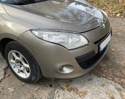 Коричневый Рено Меган, объемом двигателя 1.9 л и пробегом 334 тыс. км за 5799 $, фото 5 на Automoto.ua