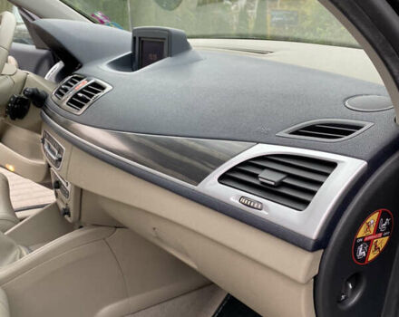 Коричневый Рено Меган, объемом двигателя 1.9 л и пробегом 268 тыс. км за 7600 $, фото 22 на Automoto.ua