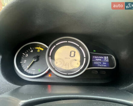 Коричневый Рено Меган, объемом двигателя 1.5 л и пробегом 222 тыс. км за 6999 $, фото 13 на Automoto.ua