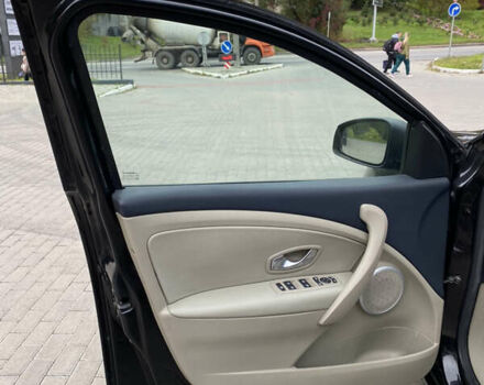 Коричневый Рено Меган, объемом двигателя 1.9 л и пробегом 268 тыс. км за 7600 $, фото 27 на Automoto.ua