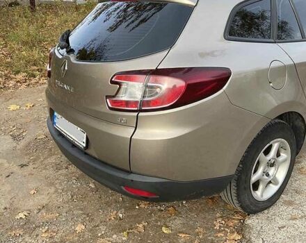 Коричневый Рено Меган, объемом двигателя 1.9 л и пробегом 334 тыс. км за 5799 $, фото 4 на Automoto.ua