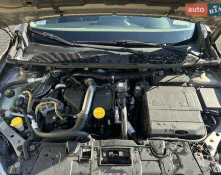 Коричневий Рено Меган, об'ємом двигуна 1.46 л та пробігом 289 тис. км за 6600 $, фото 15 на Automoto.ua