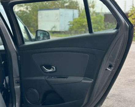 Коричневый Рено Меган, объемом двигателя 1.6 л и пробегом 210 тыс. км за 7700 $, фото 16 на Automoto.ua