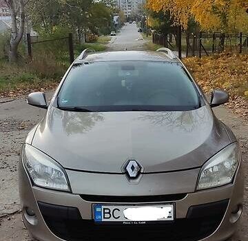 Коричневый Рено Меган, объемом двигателя 1.9 л и пробегом 334 тыс. км за 5799 $, фото 8 на Automoto.ua