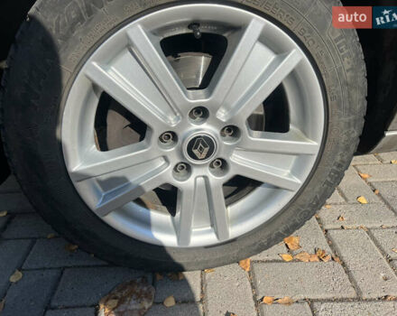 Коричневий Рено Меган, об'ємом двигуна 1.46 л та пробігом 289 тис. км за 6600 $, фото 11 на Automoto.ua