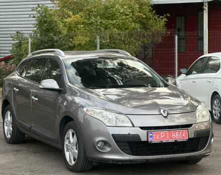 Коричневый Рено Меган, объемом двигателя 1.6 л и пробегом 210 тыс. км за 7700 $, фото 21 на Automoto.ua