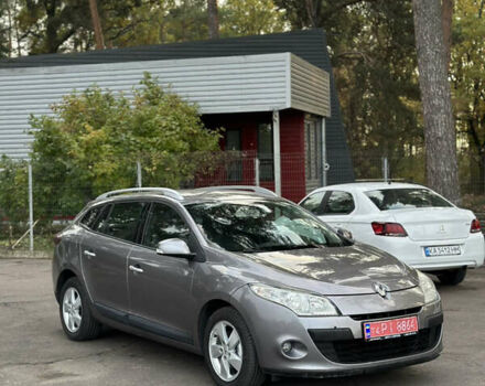 Коричневый Рено Меган, объемом двигателя 1.6 л и пробегом 210 тыс. км за 7700 $, фото 5 на Automoto.ua