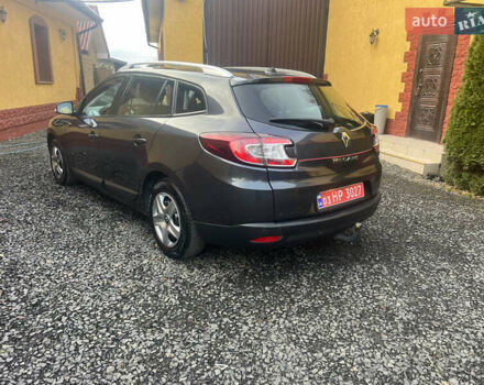 Коричневый Рено Меган, объемом двигателя 1.5 л и пробегом 222 тыс. км за 6999 $, фото 4 на Automoto.ua