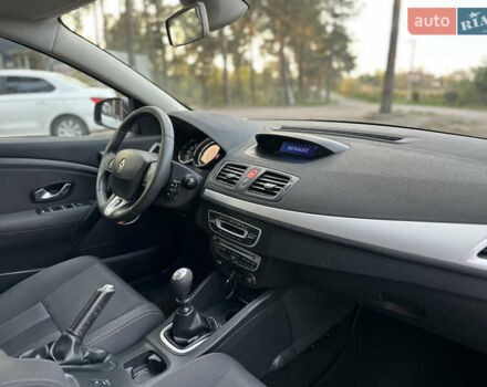 Коричневый Рено Меган, объемом двигателя 1.6 л и пробегом 210 тыс. км за 7700 $, фото 22 на Automoto.ua