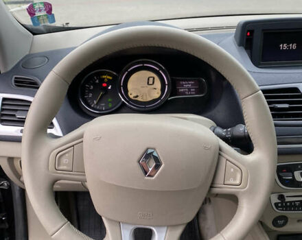 Коричневый Рено Меган, объемом двигателя 1.9 л и пробегом 268 тыс. км за 7600 $, фото 34 на Automoto.ua